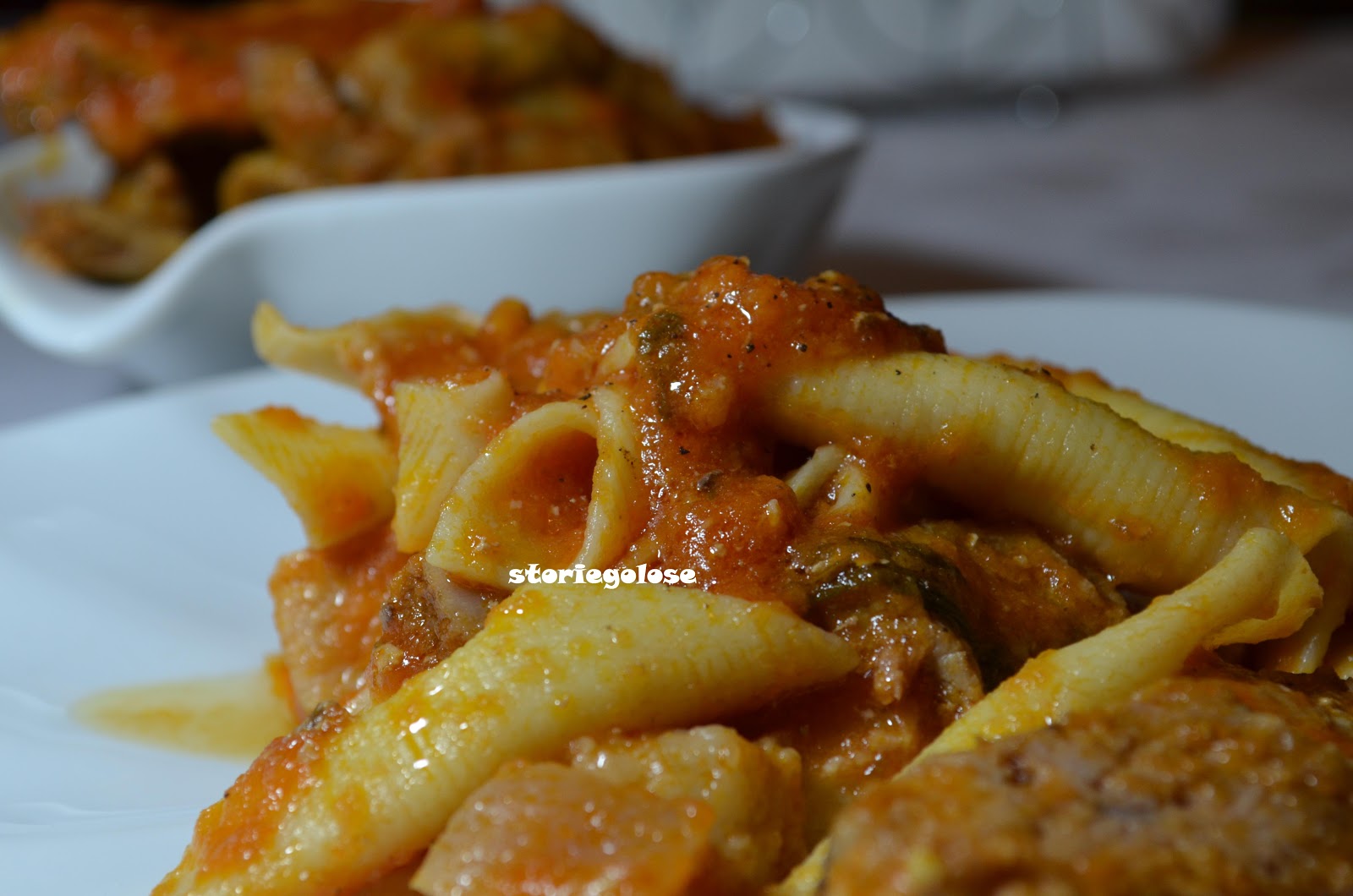 Storie golose Garganelli al sugo di costine e pancetta