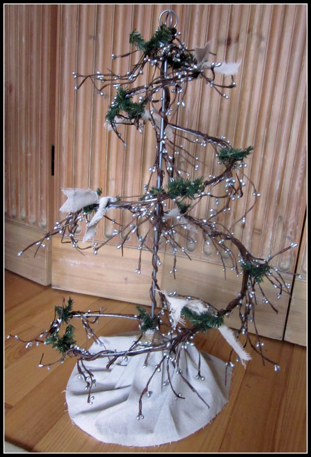 Wire Christmas Tree Homeroad