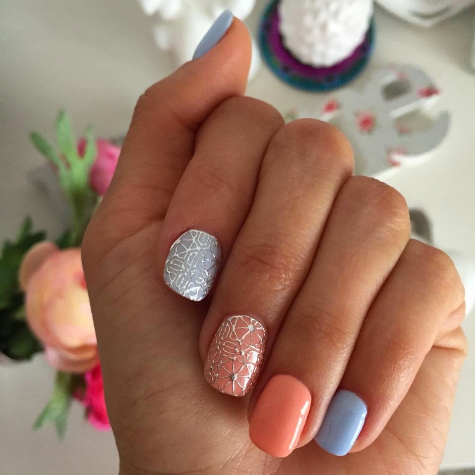 Manichiura si Pedichiura Inspiratie pentru PrimavaraVara 2015 Nail
