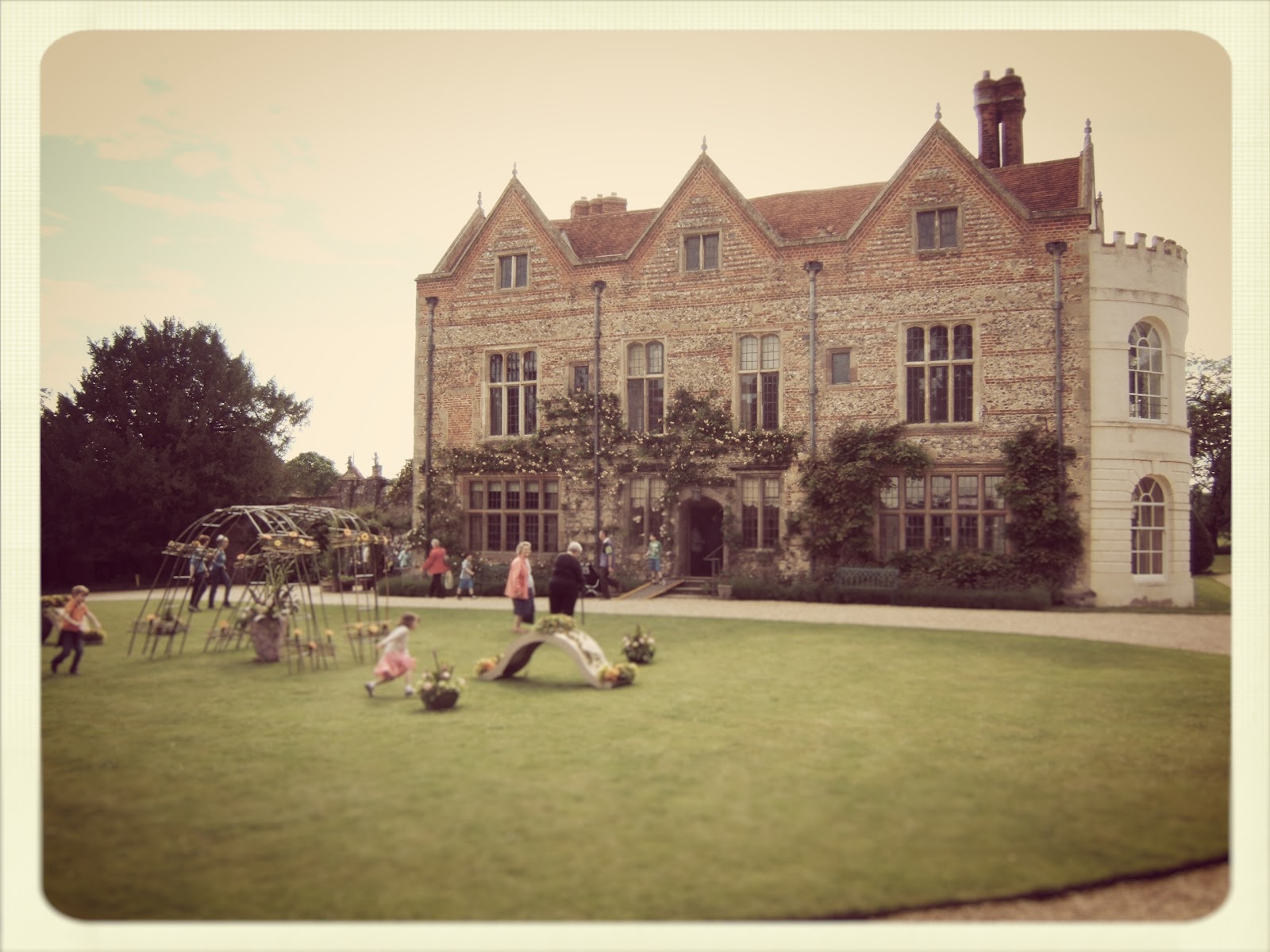 Cream Tea Queen Greys Court, near HenleyonThames