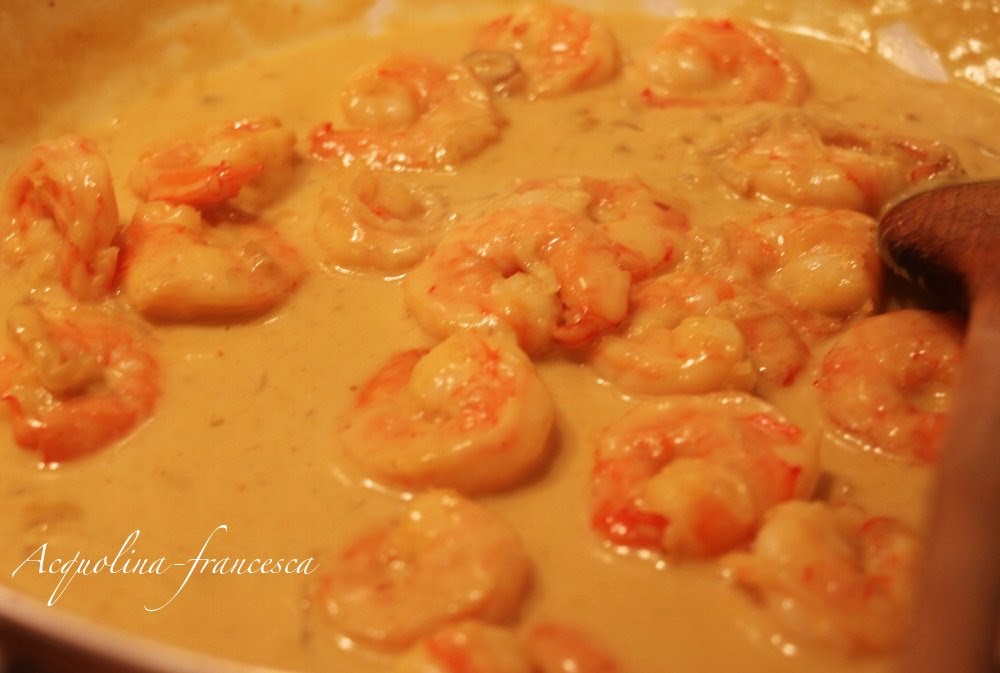 Acquolina Riso thai con gamberi e latte di cocco