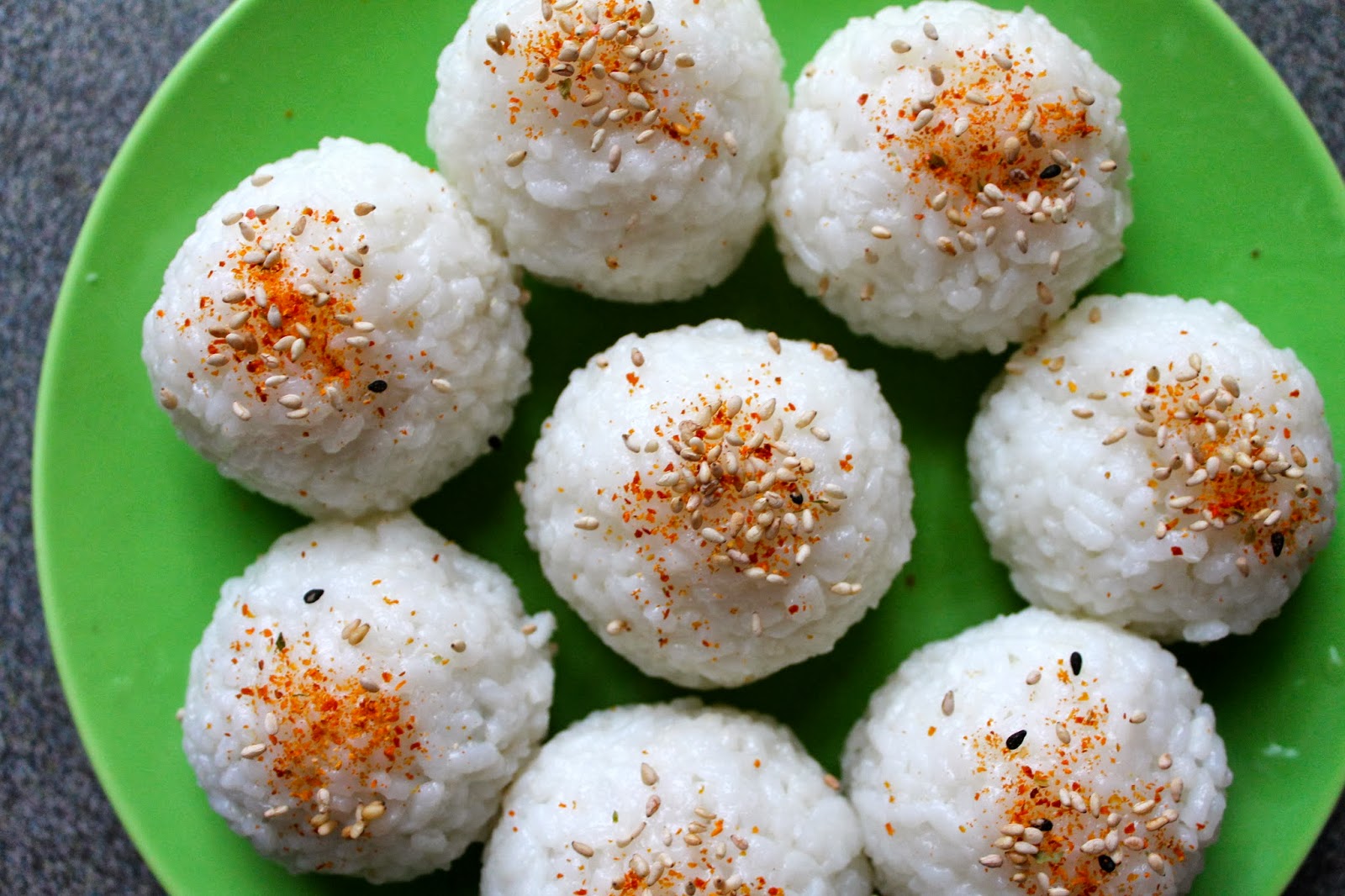 Sketch-Free Eating: Japanese Seasoned Rice Balls (Onigiri