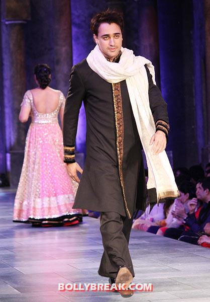 Imran Khan for Manish Malhotra - (27) - Priyanka, Dia, Parineeti & other Celebs catwalk for a cause