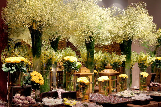 imagens de decoracao de casamento azul e amarelo:decoração de casamento em tons de amarelo detalhes de mesa de doces imagens de decoracao de casamento azul e amarelo:decoração de casamento em tons de amarelo detalhes de mesa de doces