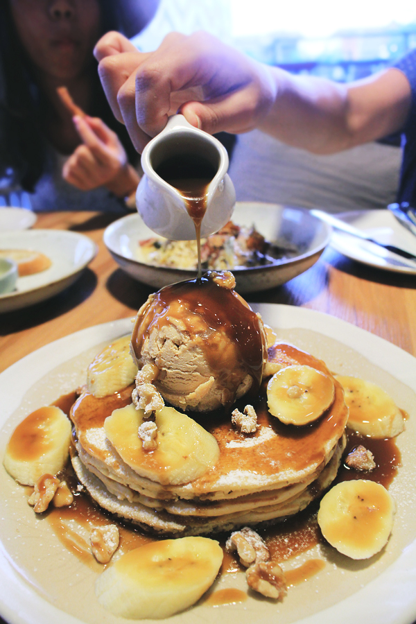 Roast Coffee and Eatery Part II Thong Lor, Bangkok