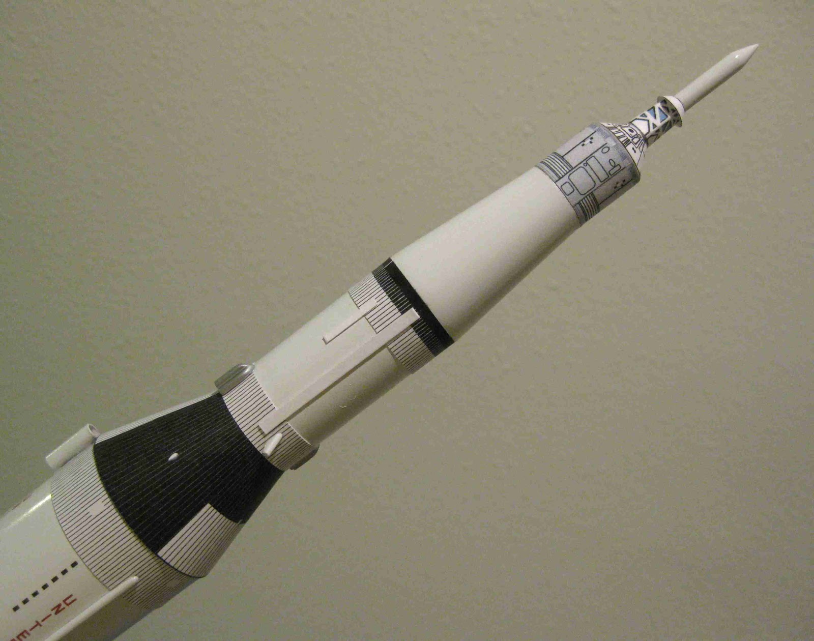 Model Rocket Building Dr. Zooch Saturn V Build Finished!
