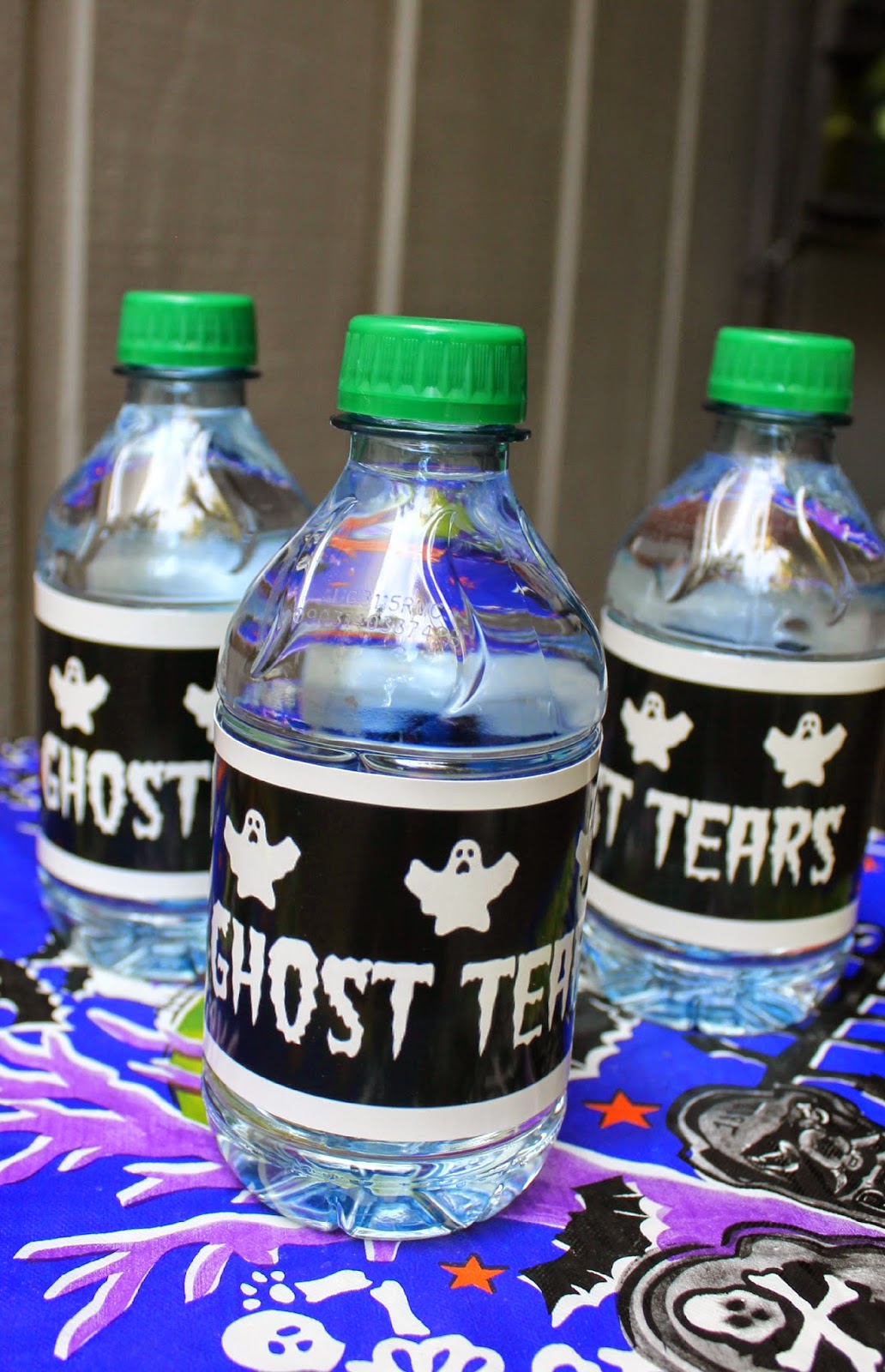 FREE Printable Halloween Water Bottle Labels #SpookySnacks #shop