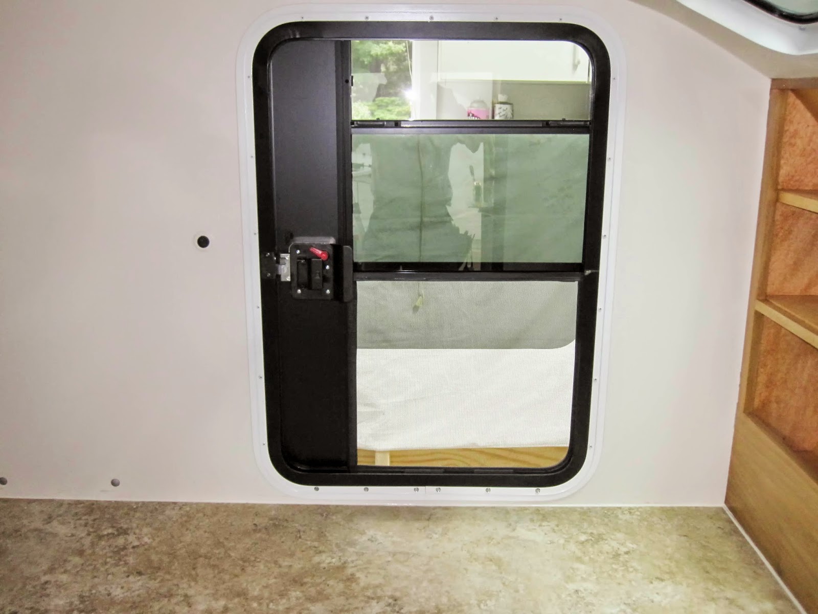 0183375 interior camper doors
