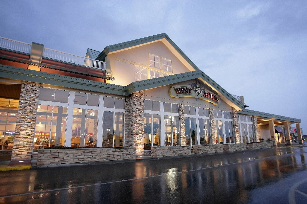 Shopping malls in fargo nd Looking for Fargo shopping? With everything from shopping malls to specialty stores, there's plenty of shopping in Fargo, ND and Moorhead, MN. Explore Fargo, ND shopping here.