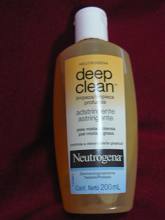 Skin Care Routine Updated (day) Part 3 Neutrogena Deep Clean toner for