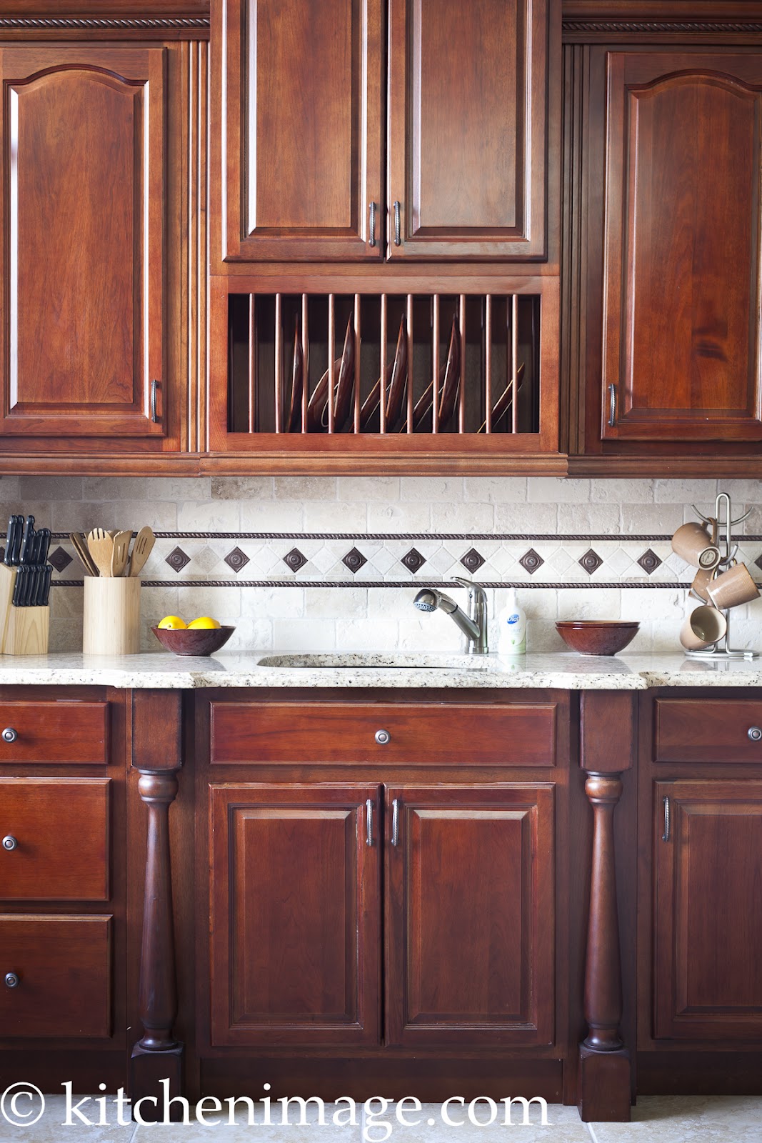 Simple Decora Kitchen Cabinets for Simple Design