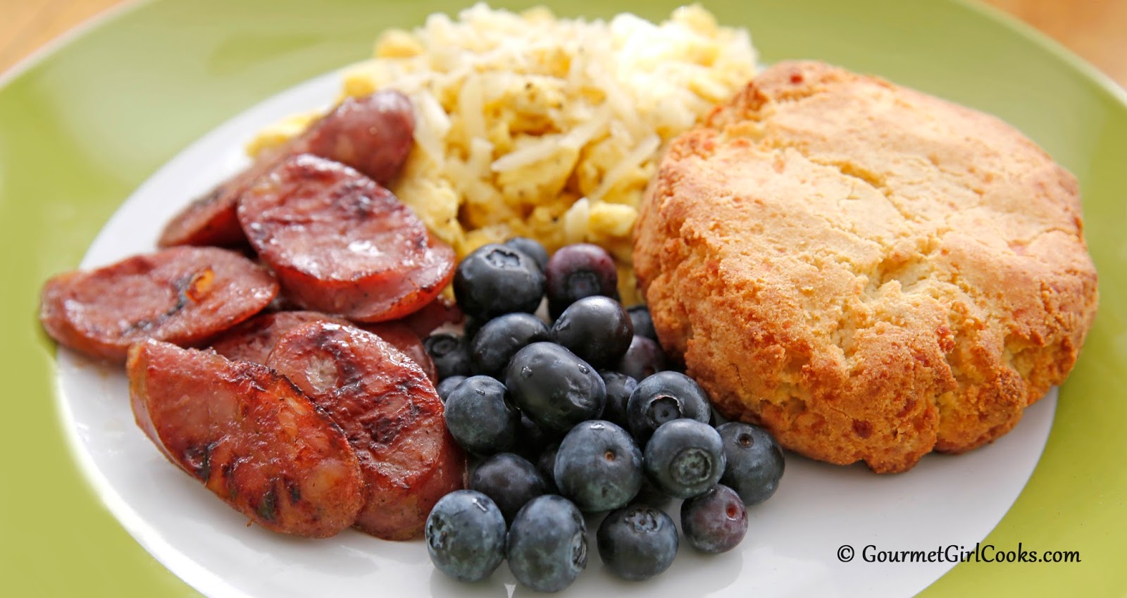 Gourmet Girl Cooks: Saturday Brunch - Scrambled Eggs, Biscuits & Sausage