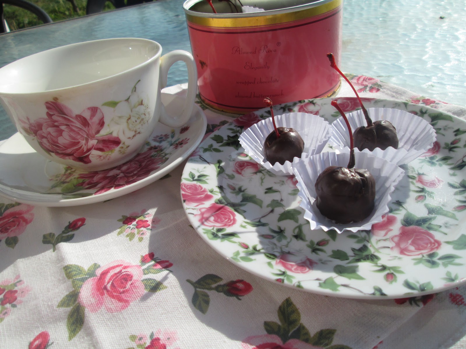 Canela kitchen (gloria) Cherry Liqueur chocolates (To my Mom) and