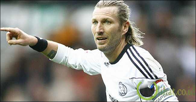 Robbie Savage. Robbie Savage.