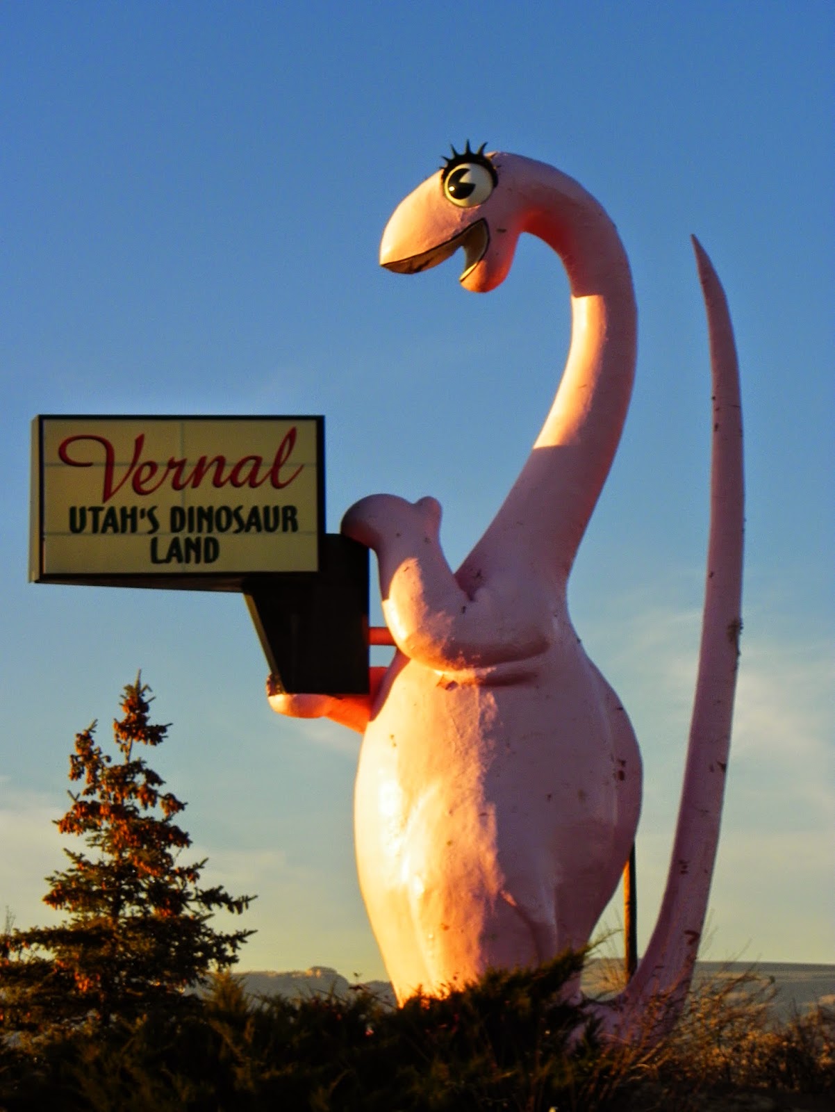BONE ROOMS Utah Part one. Vernal— Utah's Dinosaur Land