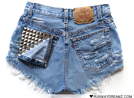 short jeans customizado com renda