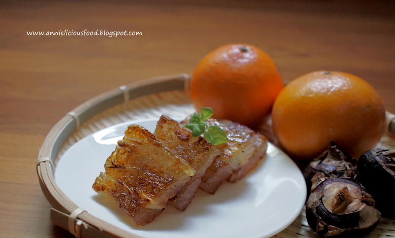 Annielicious Food: Water Chestnut Cake (馬蹄糕)
