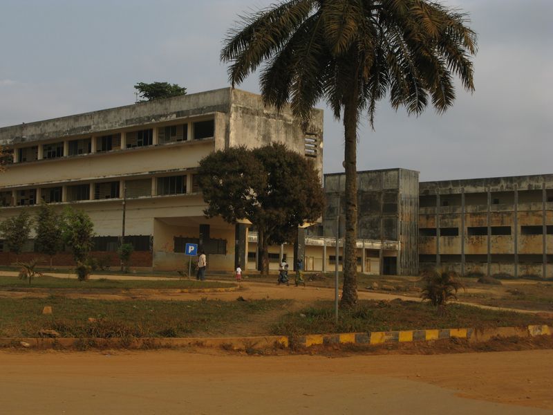 Expatriado em Angola Viagem à cidade de Uíge, 7 de Agosto de 2011