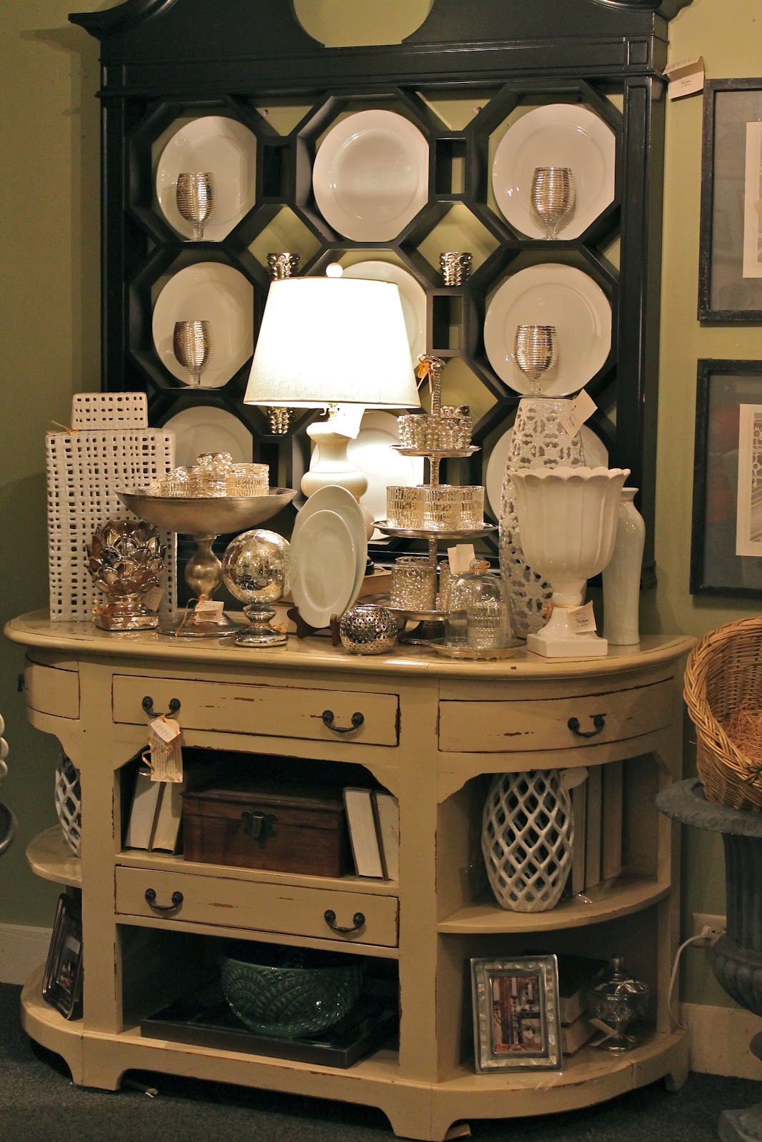 12th and White A Visit to Nell Hill's