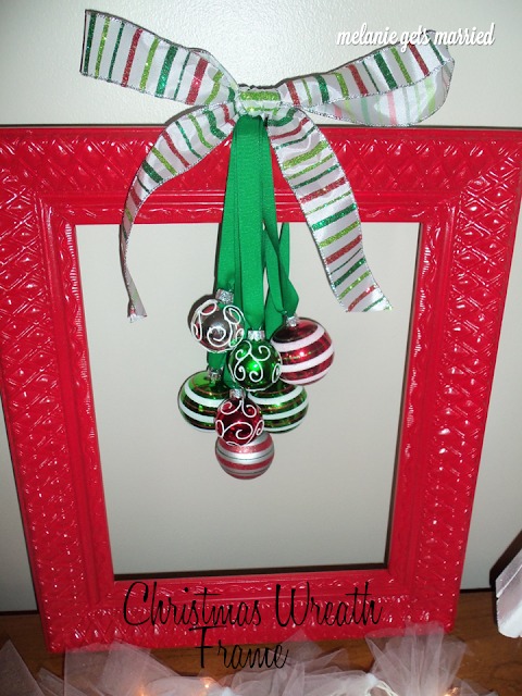 Making It In The Mitten: Christmas Wreath Frame