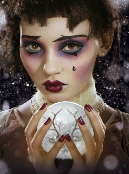 Tata Rias Fantasi Dan Karakter Desember 2014