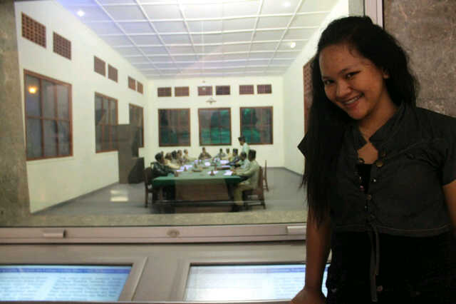 Sejarah Indonesia UJP 2012: PENGESAHAN PANCASILA DAN UUD 1945