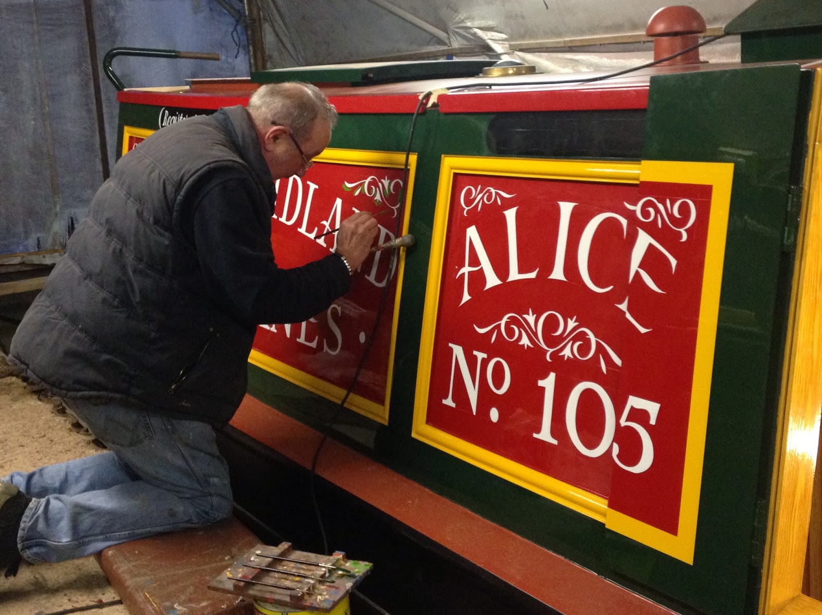 Narrowboat Alice Boat lettering part two
