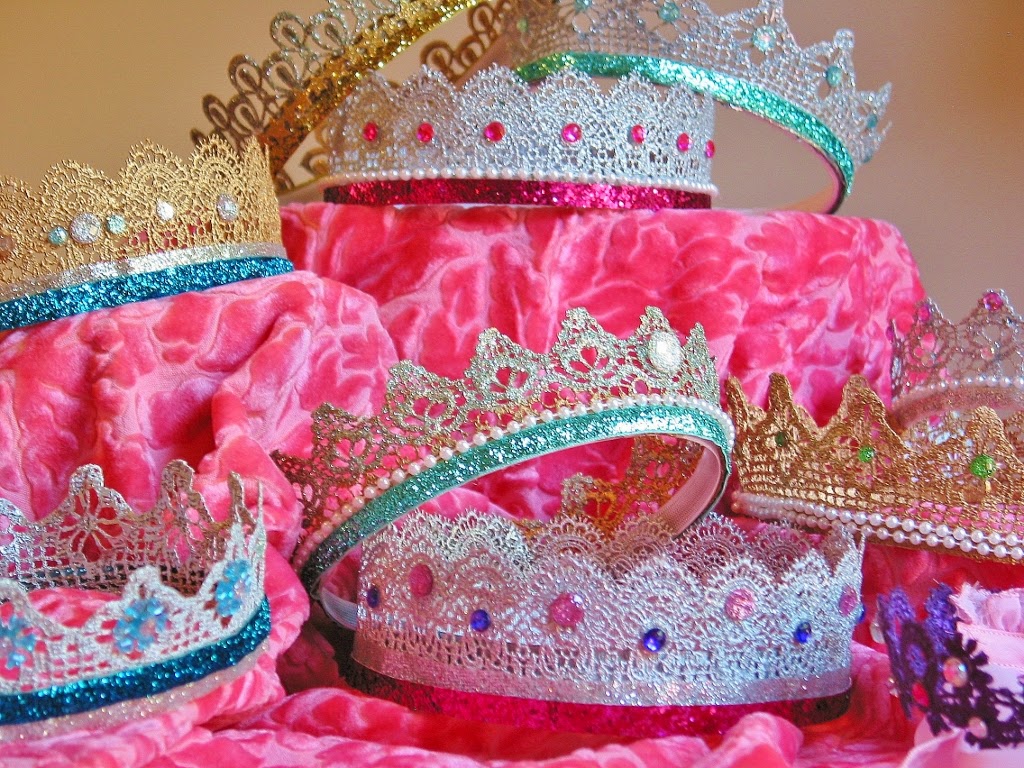 Niesz Vintage Home...and fabric Lace Tiaras and Crowns