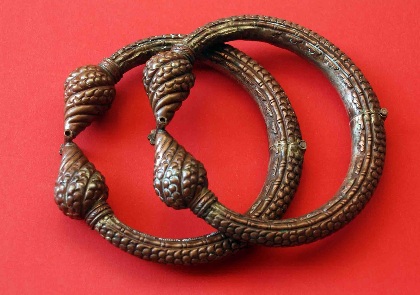 Gelang Tembaga Antik