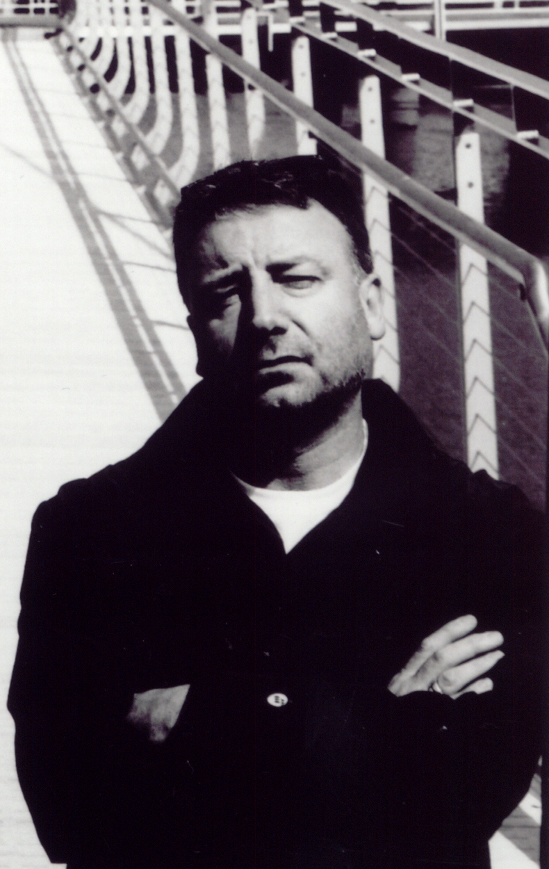 Officially A Yuppie: EXCLUSIVE! PETER HOOK INTV!