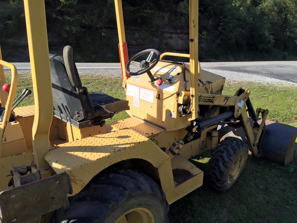 Kentucky Facebook Vehicles For Sale 2006 TERRAMITE T7 Backhoe For Sale