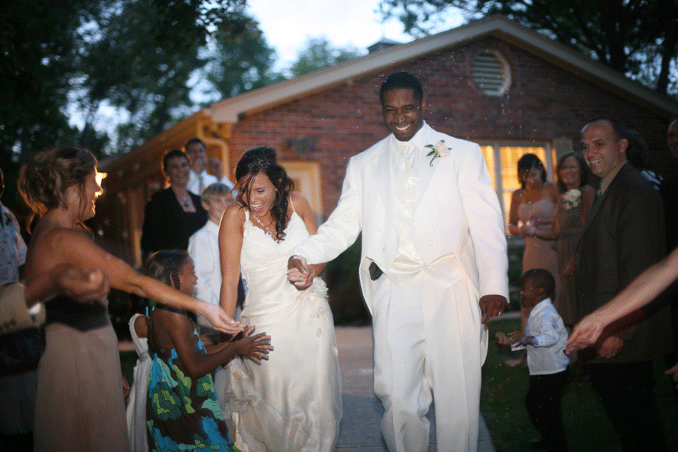 Dream Wedding and Event Planners Your Wedding pictures can actually move!!