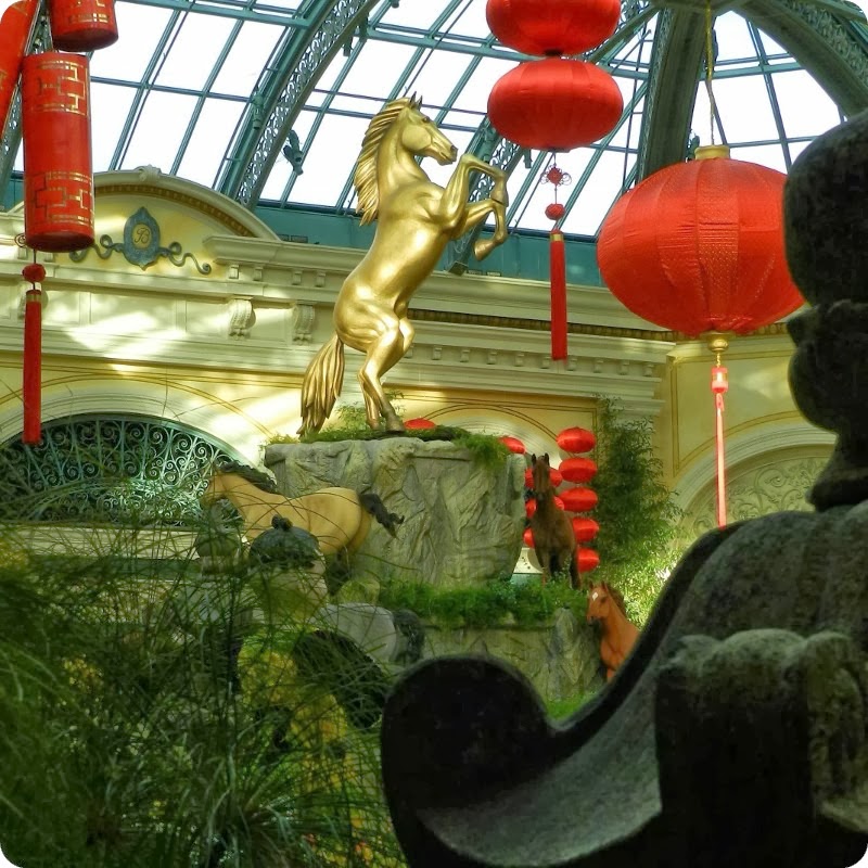 Bead and Needle: YEAR OF THE HORSE - BELLAGIO CONSERVATORY, LAS VEGAS, NV  ON TRAVEL TUESDAY