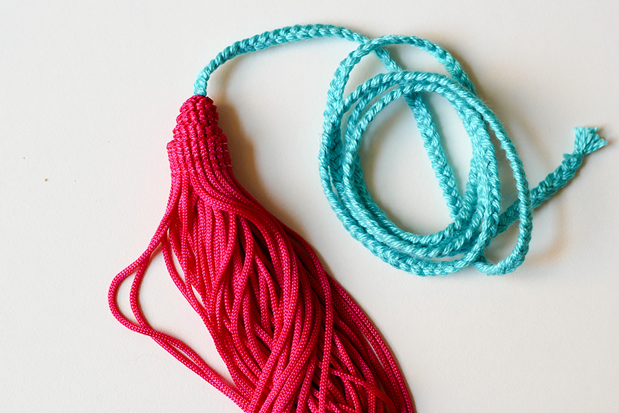 DIY BRAIDED TASSEL NECKLACE KARAMODE