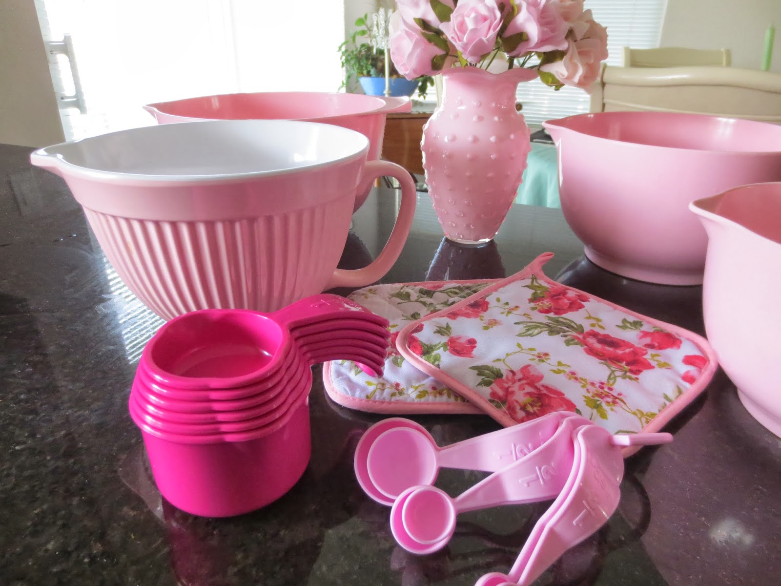 Tupperware Pink Play Cooking & Baking