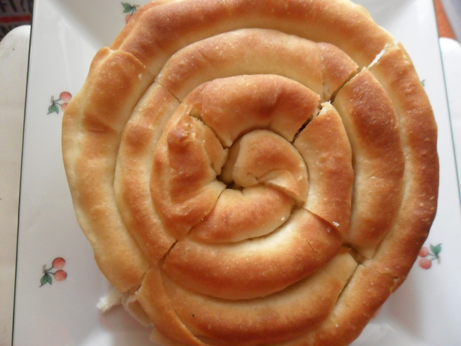 Aklından Bir Lezzet Tut! MAYALI SADE KOL BÖREĞİ