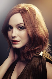 Christina Hendricks Busty Photoshoot Christina Hendricks Busty Photoshoot