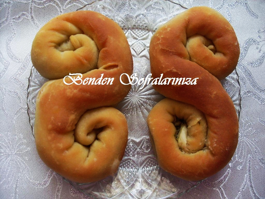 Ispanaklı Kıymalı Elde Açma Börek