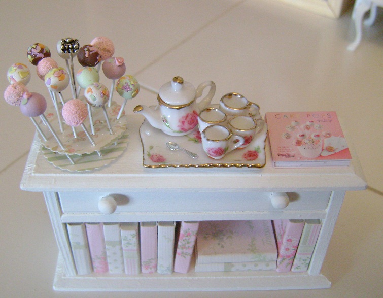 Baking In Miniature Handmade Cake Pops Display Stand