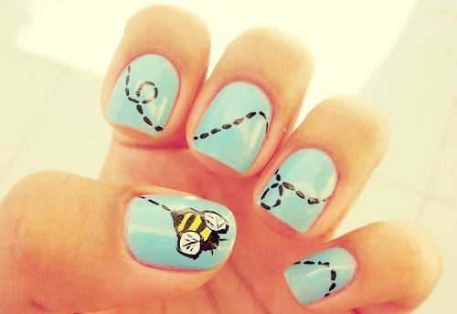 uñas pintadas un solo color