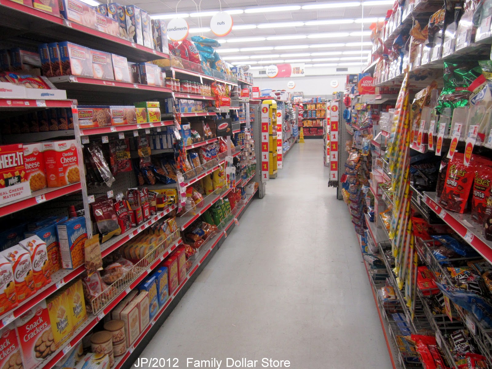 Macon Georgia Attorney College Restaurant Dr Hospital Hotel Bank Church Bibb Fire Police Dept Store Family Dollar Store Macon Georgia 1735 Shurling Dr Macon Ga 31211 Family Dollar Store Macon Ga