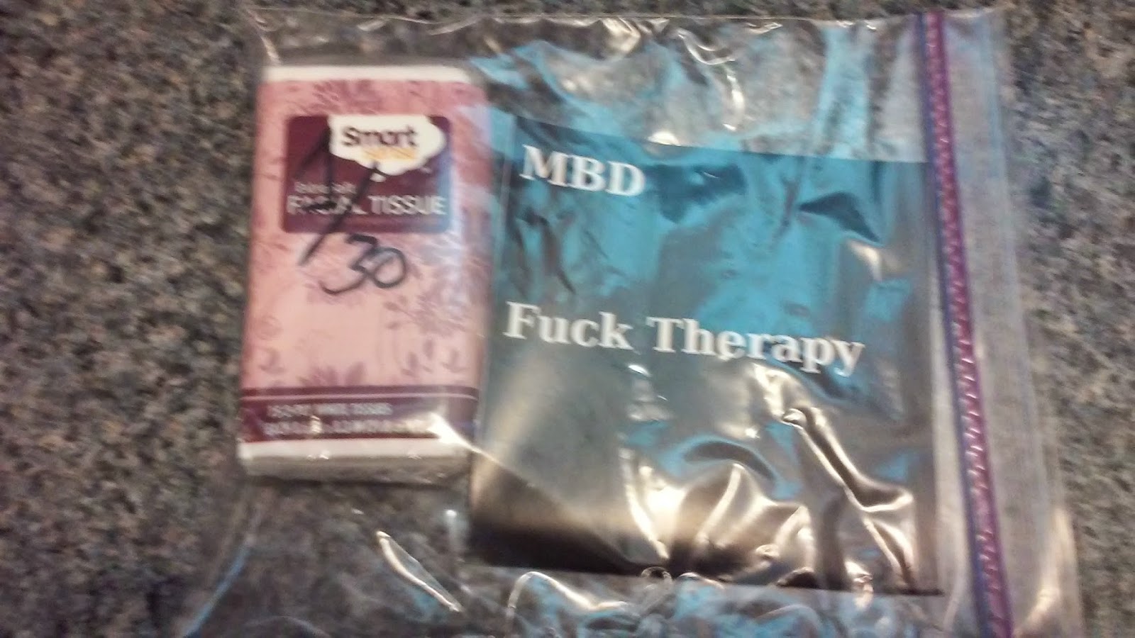UTR 009: MBD - Fuck Therapy 3" CD-R MBD+Fuck+Therapy+Packaging