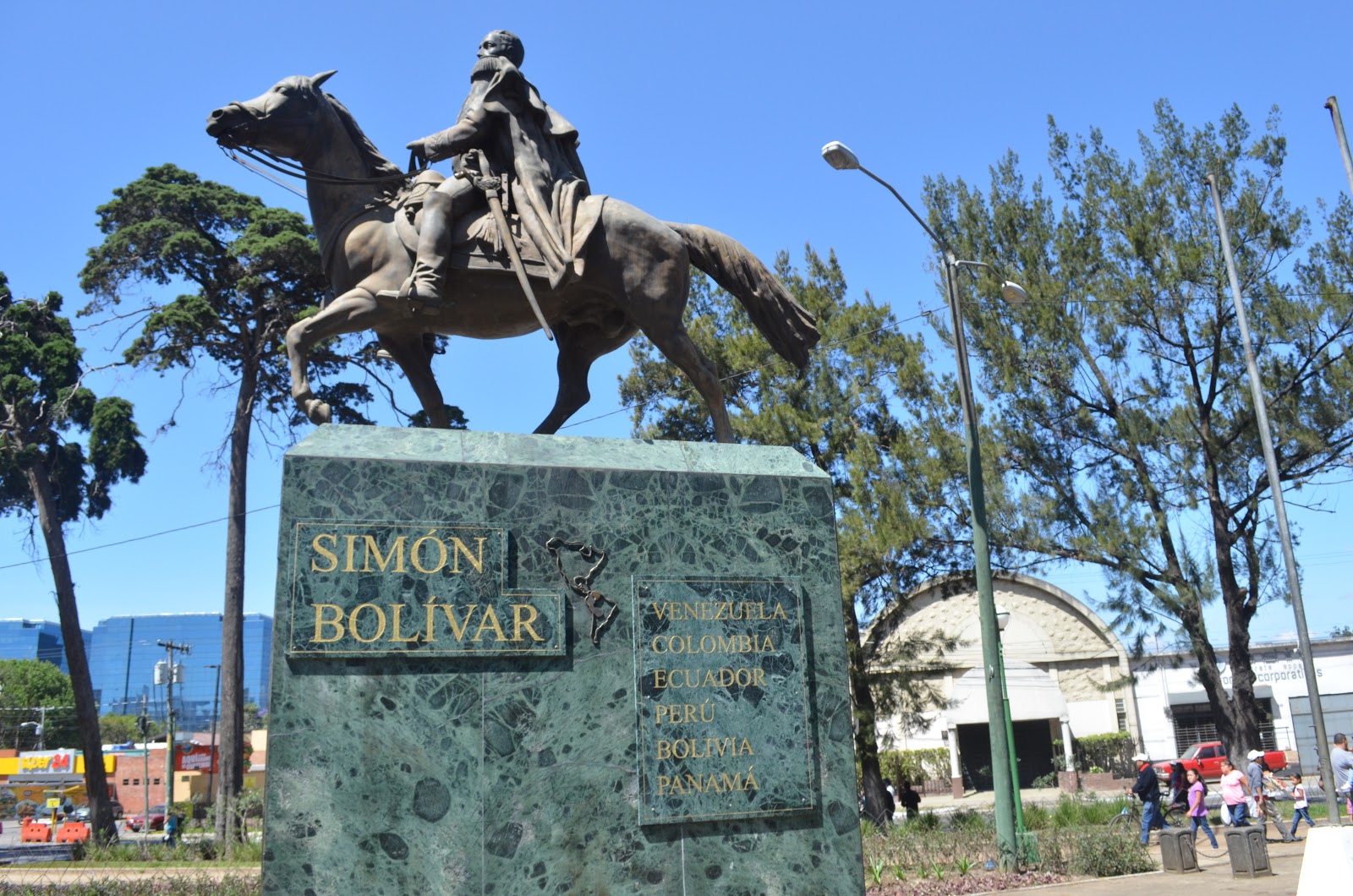 Arte Precolombino : Monumentos De Guatemala