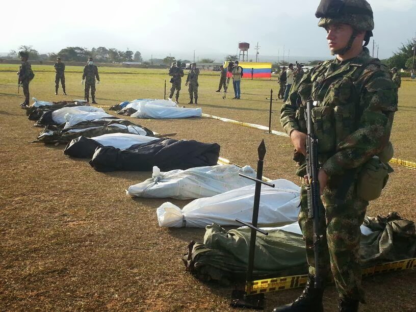 Conflicto Interno Colombiano - Página 16 Bombardeo+arauca+guerrillero+muerto