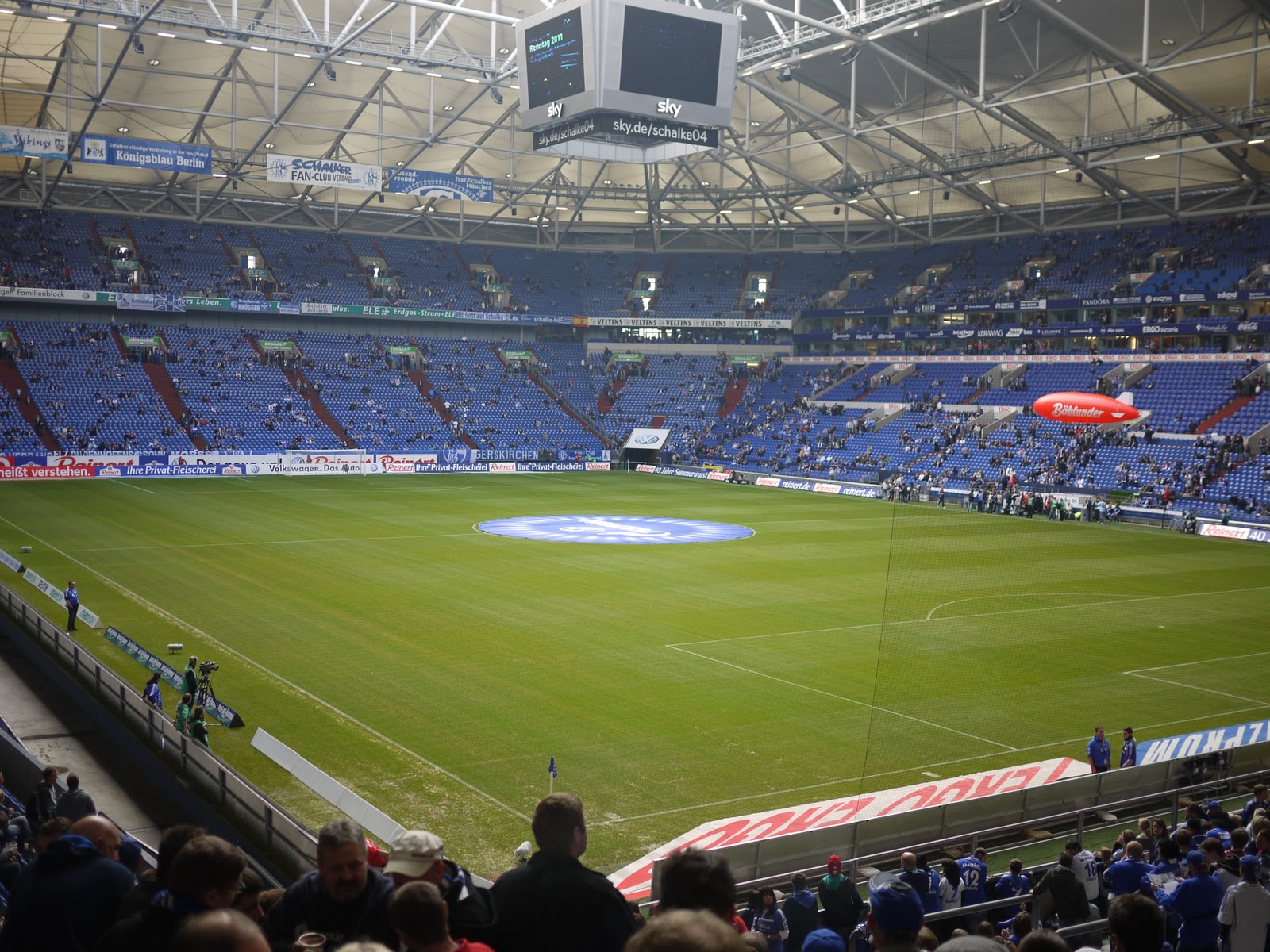 うっちー観たさにシャルケの試合観に行ってきた 西から出て 東に帰る ブログ 世界一周ブログ