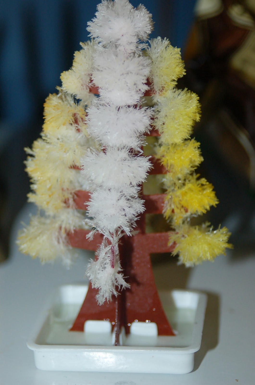 Crystal Growing Christmas Tree