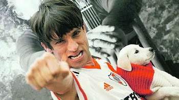 BAJATE ¨YO SOY DE RIVER¨