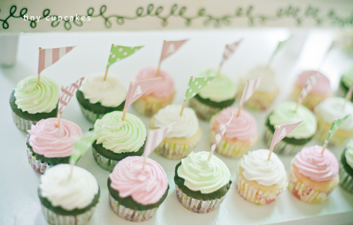 Forty Weeks: Party: Allie's DIY Dessert Table