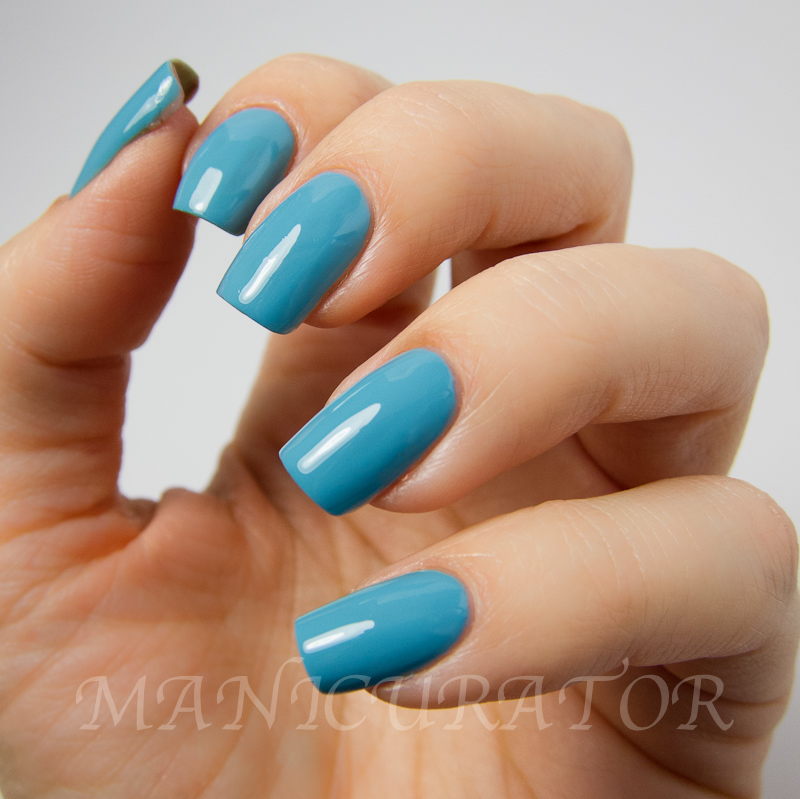 OPI+EuroBlues002.jpg