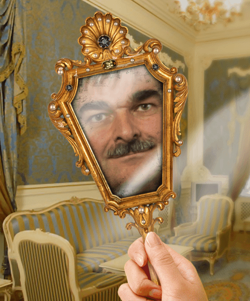 Håkan Juholt ser sig själv i spegeln. Om han nu gör det.